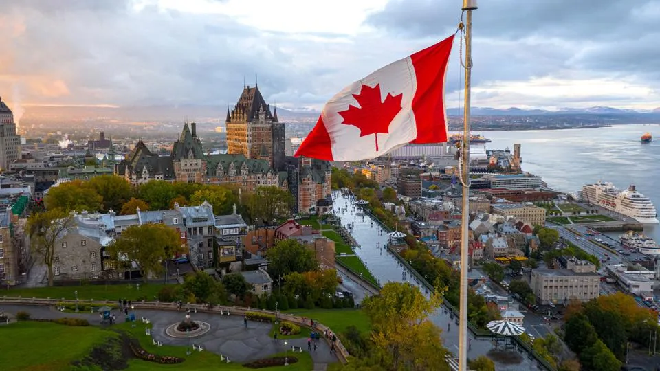 Canada adds Immigration Application Tracking To Express Entry Candidates